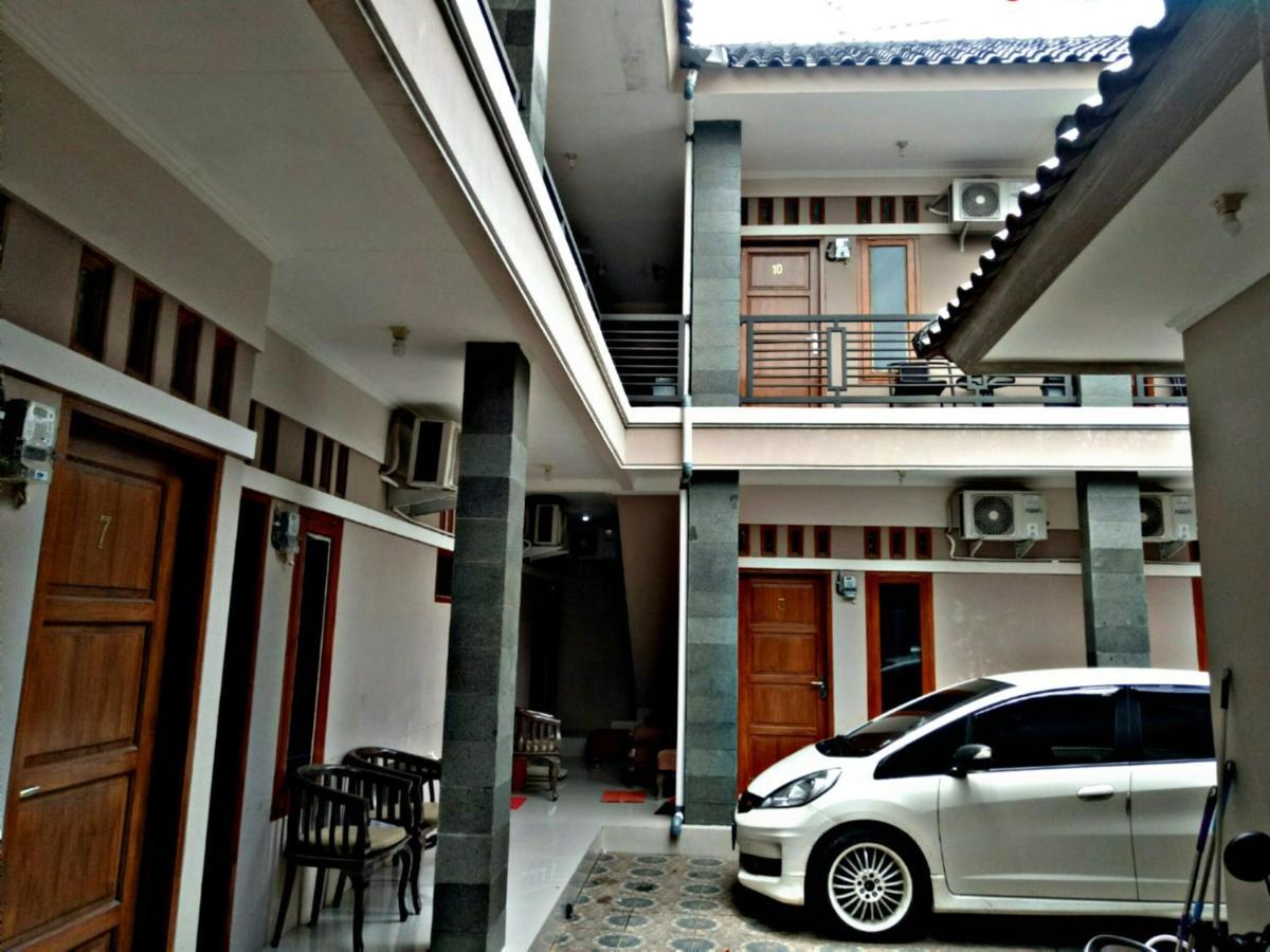 Wisma Andali Syariah Near Rsud Cideres Majalengka Exterior photo